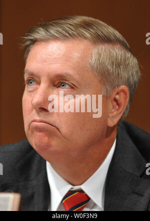 Senator Lindsey Graham (R-SC) liefert seine Eröffnung während der Anhörung Supreme Court nominee Sonia Sotomayor vor dem Senat-rechtsausschusse auf dem Capitol Hill in Washington am 13. Juli 2009. (UPI Foto/Kevin Dietsch) Stockfoto