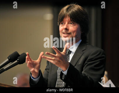 Dokumentarfilmer Ken Burns spricht über seinen neuen sechsteiligen Serie auf die Nationalparks im National Press Club in Washington am 28. September 2009. UPI/Kevin Dietsch Stockfoto