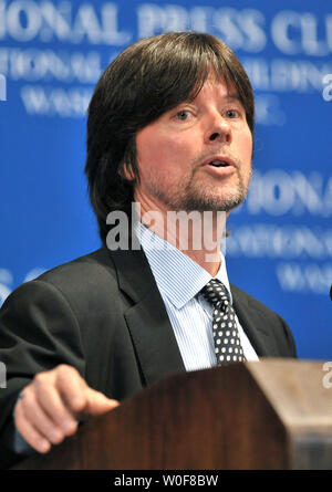 Dokumentarfilmer Ken Burns spricht über seinen neuen sechsteiligen Serie auf die Nationalparks im National Press Club in Washington am 28. September 2009. UPI/Kevin Dietsch Stockfoto