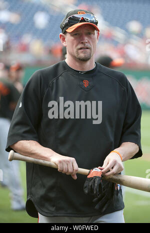 San Francisco Giants' Aubrey Huff ist vor der Riesen Spiel gegen die Washington Nationals gesehen, an den Angehörigen Park in Washington am 9. Juli 2010. UPI/Kevin Dietsch Stockfoto