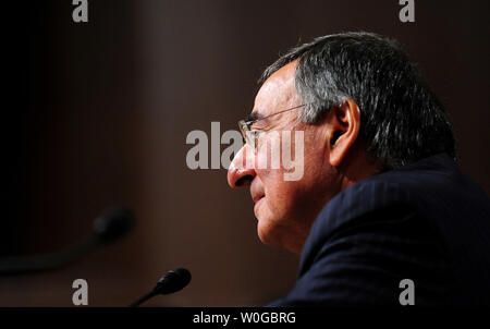 CIA-Direktor Leon Panetta bezeugt während seiner Senate Armed Services der Anhörung zum nächsten Verteidigungsminister in Washington am 9. Juni 2011. UPI/Kevin Dietsch Stockfoto