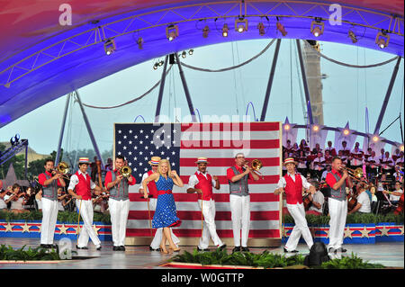 Megan Hilty führt während der Probe für "Capitol Vierten' Konzert auf der National Mall in Washington D.C. am 3. Juli 2012. UPI/Kevin Dietsch Stockfoto