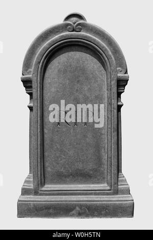 Dekoriert, oval Granit Tombstone auf weißem Hintergrund mit gravierten Schriftzug R.I.P. Stockfoto