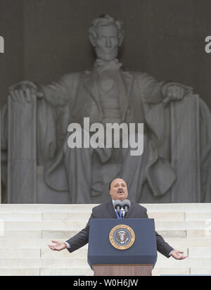 Martin Luther King III liefert Erläuterungen während der 50. Jahrestag der Marsch auf Washington am Lincoln Memorial in Washington, D.C. am 28. August 2013. Tausende am Denkmal versammelt, um den Geburtstag von Martin Luther King Jr.'s" zu feiern, ich habe einen Traum' Rede. UPI/Kevin Dietsch Stockfoto