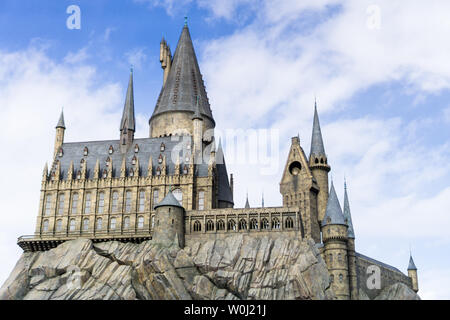 Osaka, Japan - 13.Februar 2017: Hogwarts Castle School Assistenten Welt Harry Potter in den Universal Studios Stockfoto