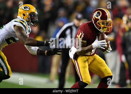 Washington Redskins wide receiver DeSean Jackson (11) bringt ein Vergehen gegen die Green Bay Packers am FedEx Feld in Landover, Maryland am 20. November 2016. Foto von Kevin Dietsch/UPI Stockfoto