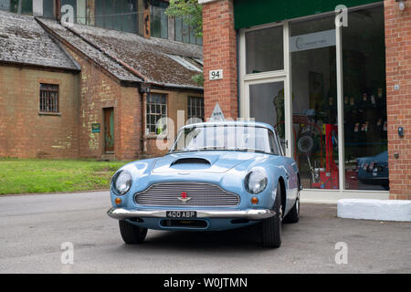 1960 Aston Martin DB4 GT im Bicester Heritage Center super Jagtfall. Bicester, Oxfordshire, England Stockfoto