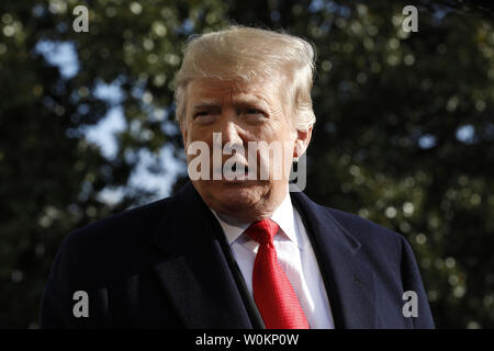 Us-Präsident Donald Trump spricht mit den Medien auf dem Südrasen des Weißen Hauses in Washington am 29. November 2018 vor seiner Abreise für die Staats- und Regierungschefs der G20-Gipfel in Buenos Aires, Argentinien. Foto von Yuri Gripas/UPI Stockfoto