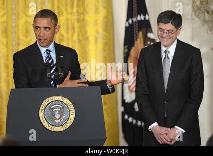 Präsident Barack Obama ernennt Jack Lew als der neue Finanzminister Tim Geithner im East Room des Weißen Hauses in Washington, DC am 10. Januar 2013 zu ersetzen. UPI/Pat Benic Stockfoto