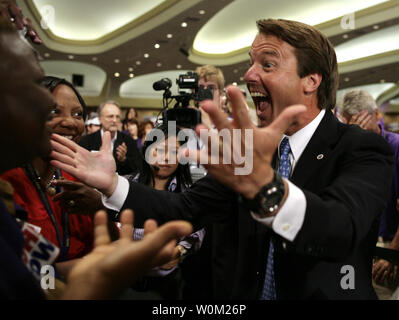 Demokratische Präsidentschaftskandidat, ehemaliger US-Senator John Edwards (D-NC) kommt an der Service Mitarbeiter Union Internationale Konferenz in Washington am 17. September 2007 zu sprechen. (UPI Foto/Yuri Gripas) Stockfoto