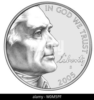 Die US-Mint hat heute bekannt gegeben, dass es sich um zwei im Jahr 2005 neu gestalteten 5-Cent-Münzen (Nickels) Die "Westward Reise Nickel Serie abzuschließen.' ein neues Bild von Präsident Thomas Jefferson auf der "Seite" der beiden Nickels angezeigt wird. Die "Seite der Endstücke der ersten Nickel (Anfang 2005) wird eine amerikanische Bisons erinnert werden von der Buffalo Nickel. Eine zweite neu gestalteten Nickel, im Spätsommer 2005 ausgestellt werden, werden über die gleichen neues Bild von Jefferson, mit einem Design auf der anderen Seite symbolisiert der Lewis und Clark Expedition. (UPI Foto/U.S. Mint) Stockfoto