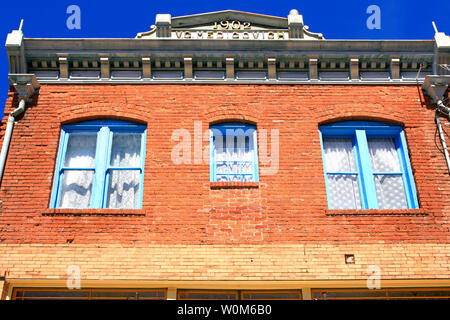 Das alte Gebäude auf Medigovich Brauerei Brauerei Ave in der Innenstadt von Bisbee, AZ Stockfoto