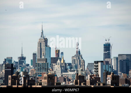 Blick auf Uptown New York City mit vielen neuen Gebäude im Bau. Stockfoto