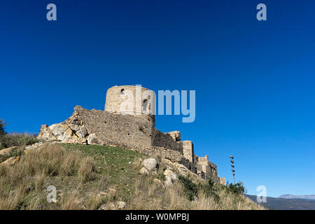 Überreste des alten Schlosses in der Gemeinde Jimena de la Frontera, Andalusien Stockfoto