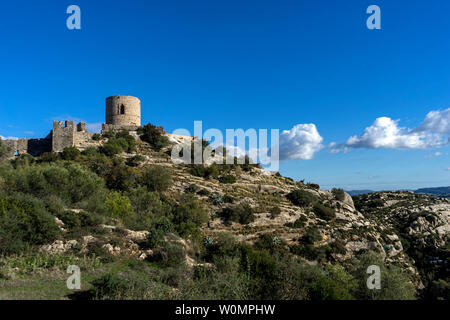 Überreste des alten Schlosses in der Gemeinde Jimena de la Frontera, Andalusien Stockfoto