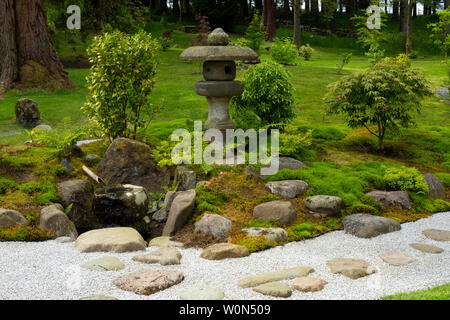 Blick auf den neuen japanischen Garten Cowden in Dollar, Clackmannanshire, Schottland, Großbritannien Stockfoto