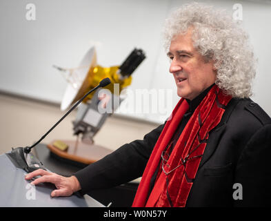 Brian May, gitarrist der Rockband Queen und Astrophysiker diskutiert die bevorstehende neue Horizonte Vorbeiflug der Kuiper-gürtel Objekt Ultima Thule führen, am 31. Dezember 2018, an der Johns Hopkins University Applied Physics Laboratory (APL) in Laurel, Maryland. NASA Foto von Bill Ingalls/UPI Stockfoto