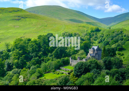 Blick auf Schloss Campbell in Dollar, Clackmannanshire, Schottland, Großbritannien Stockfoto