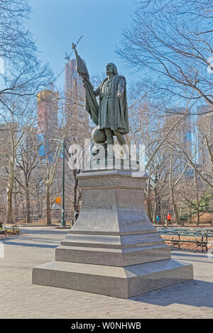 New York Central Park Kolumbus Bronze Skulptur Winter Zeit Stockfoto