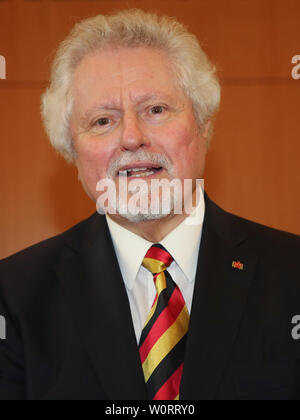 Ex-Oberbürgermeister von Magdeburg Willi Polte (SPD) beim Festakt zum 80.Geburtstag des Magdeburger Ehrenbürgers Willi Polte Stockfoto