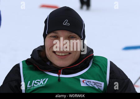 Anja Wicker (MTV Stuttgart) beim Para Weltcup Oberried 2018 - Biathlon Mittelstrecke Stockfoto