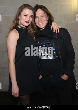 Joelina Drews mit Vater Jürgen Drews bei Schlager Champions - Das große Fest der Beispiele am 13.01.2018 in Berlin. Stockfoto