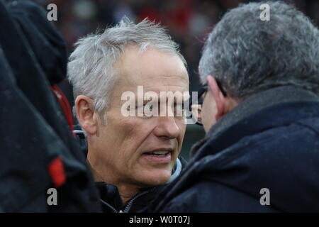 Trainer Christian Streich (Freiburg), 1. BL: 17-18-23. Spieltag - Freiburg gegen Bremen Stockfoto