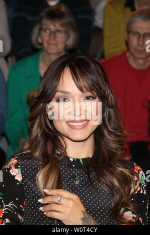 Mayte Garcia, Ex-Frau von 'Prinz', Lanz, Sendung 1, 21.03.2018, Hamburg Stockfoto