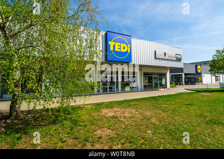 BERLIN, 22. APRIL 2018: Tedi - der Europäischen Kette von Non-food-Läden zu besonders günstigen Preisen. Stockfoto