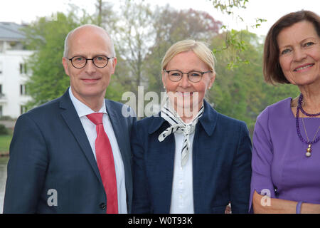 Peter Tschentscher mit Ehefrau Eva Maria, Mittagessen zu Ehren des 75. Geburtstages von Michael Otto im Gaestehaus des Senats, Hamburg, 23.04.2018 Stockfoto