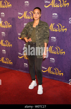Alexa Benkert, Roter Teppich bei Benefizkonzert ALADDIN & FRIENDS IN CONCERT in der Neue Flora, Hamburg Stockfoto