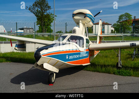 BERLIN - April 27, 2018: Ein 6-Sitz amphibischen Utility aircraf Lake LA -4-270 Renegade (Version für die Küstenwache). Ausstellung die ILA Berlin Air Show 2018. Stockfoto