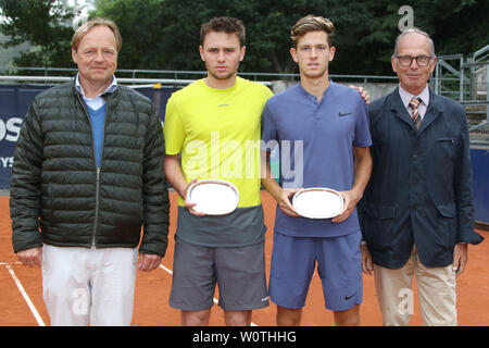 Werner J. Ellerkmann, Praesident LTTC Rot-Weiß, MIKULA Michal POL, IVANOV Simon Anthony BUL, Dr. Klaus-Peter Walter, Praesident TVBB Stockfoto