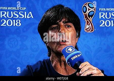 Lambda Joachim Jogi Löw nach dem Spiel der Fussball-Weltmeisterschaft - Deutschland vs Schweden Stockfoto