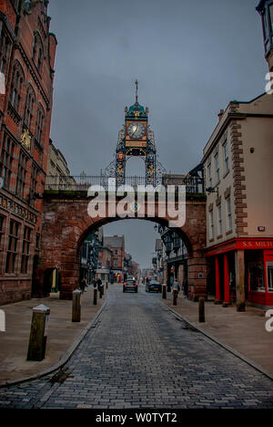 Das Eastgate und das Eastgate Clock in Chester, Cheshire, Großbritannien Stockfoto