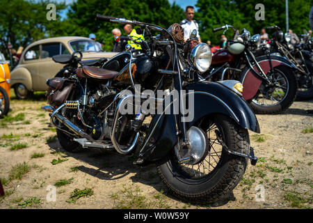 PAAREN IM GLIEN, Deutschland - 19. MAI 2018: Motorrad Indian, 1939. Oldtimer-show 2018 sterben. Stockfoto