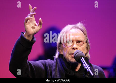 Volker Lechtenbrink, Soloabend "Kommen Sie ruhig rein - Lieder und Geschichten', St. Pauli Theater Hamburg, 22.02.2019 Stockfoto