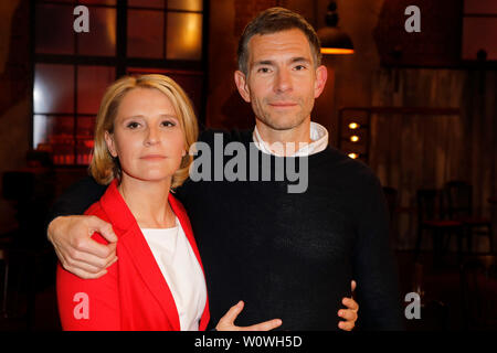 Susan Link, Micky Beisenherz, Kölner Treff (Folge 496), WDR Studio BS 2, Köln, 11.04.2019 Stockfoto