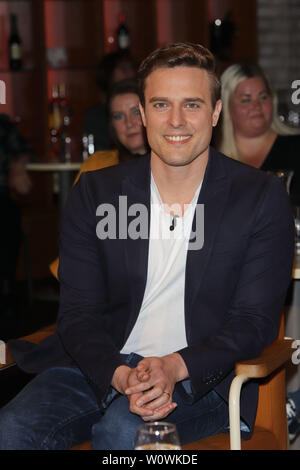 Constantin Schreiber, 3 / 9 Talkshow aus dem Studio von Radio Bremen, Bremen, 03.05.2019 Stockfoto