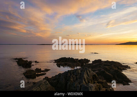 Sonnenuntergang über dem Murray Inseln von Carrick, Dumfries and Galloway, Schottland Stockfoto