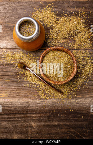 Mate Tee ist der traditionellen Südamerikanischen Koffein - reiche infundiert Trinken Stockfoto