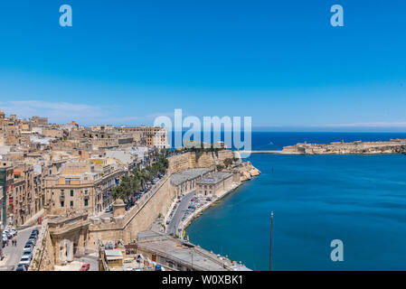 Ansicht der oberen Barrakka Gärten in La Valleta, Malta. Stockfoto