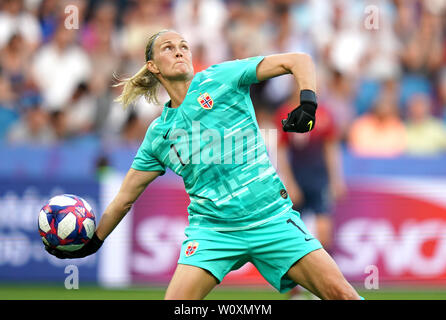 Norwegen Torwart Ingrid Hjelmseth Stockfoto