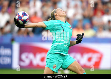 Norwegen Torwart Ingrid Hjelmseth Stockfoto