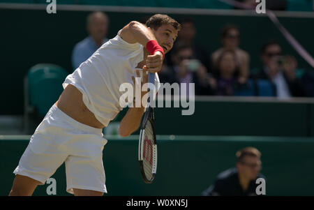 Slough, Großbritannien. 28 Juni, 2019. Grigor DIMITROV Bulgarien während der boodles Tennis Ausstellung 2019 Tag 4 bei Stoke Park, Slough, England am 28. Juni 2019. Foto von Andy Rowland. Credit: PRiME Media Images/Alamy leben Nachrichten Stockfoto