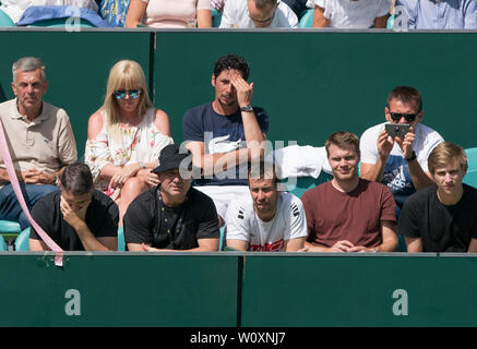 Slough, Großbritannien. 28 Juni, 2019. ANDRE AGGASI (Trainer von Grigor DIMITROV Bulgarien) während der boodles Tennis Ausstellung 2019 Tag 4 bei Stoke Park, Slough, England am 28. Juni 2019. Foto von Andy Rowland. Credit: PRiME Media Images/Alamy leben Nachrichten Stockfoto