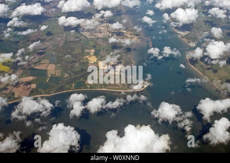 Calshot und Southampton Wasser aus der Luft, Hampshire, England, UK. Stockfoto