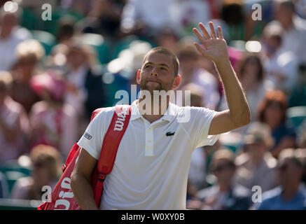 Slough, Großbritannien. 28 Juni, 2019. Filip KRAJINOVIC von Serbien während der boodles Tennis Ausstellung 2019 Tag 4 bei Stoke Park, Slough, England am 28. Juni 2019. Foto von Andy Rowland. Credit: PRiME Media Images/Alamy leben Nachrichten Stockfoto