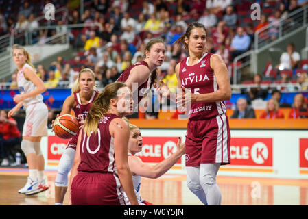 RIGA, Lettland. 27 Juni, 2019. Die FIBA FRAUEN Basketball-europameisterschaft Basketball Spiel zwischen Team Lettland und team Großbritannien Arena Riga. Stockfoto