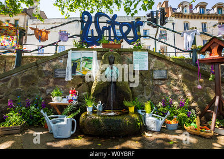 Die gekleidete Malvhina Auslauf in Great Malvern auf Belle Vue Insel, Worcestershire, England Stockfoto